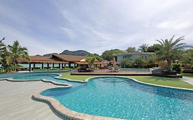 Andaman Beach Resort Phi Phi